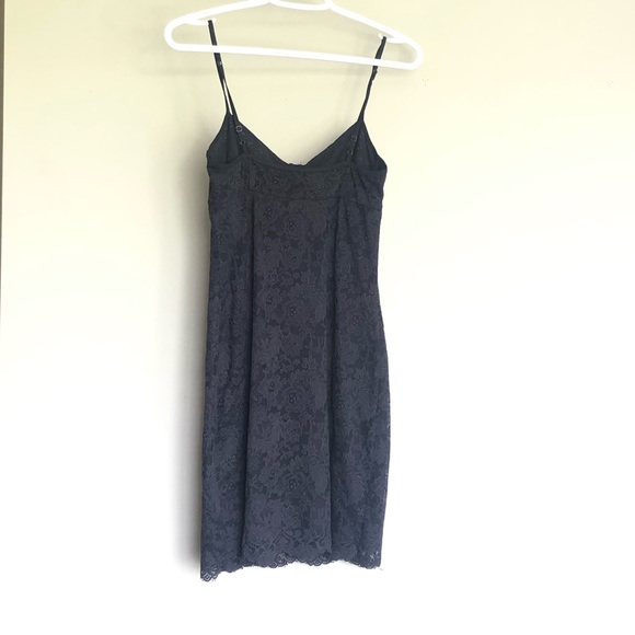 WILFRED LACE BODYCON DRESS - Picture 3 of 4